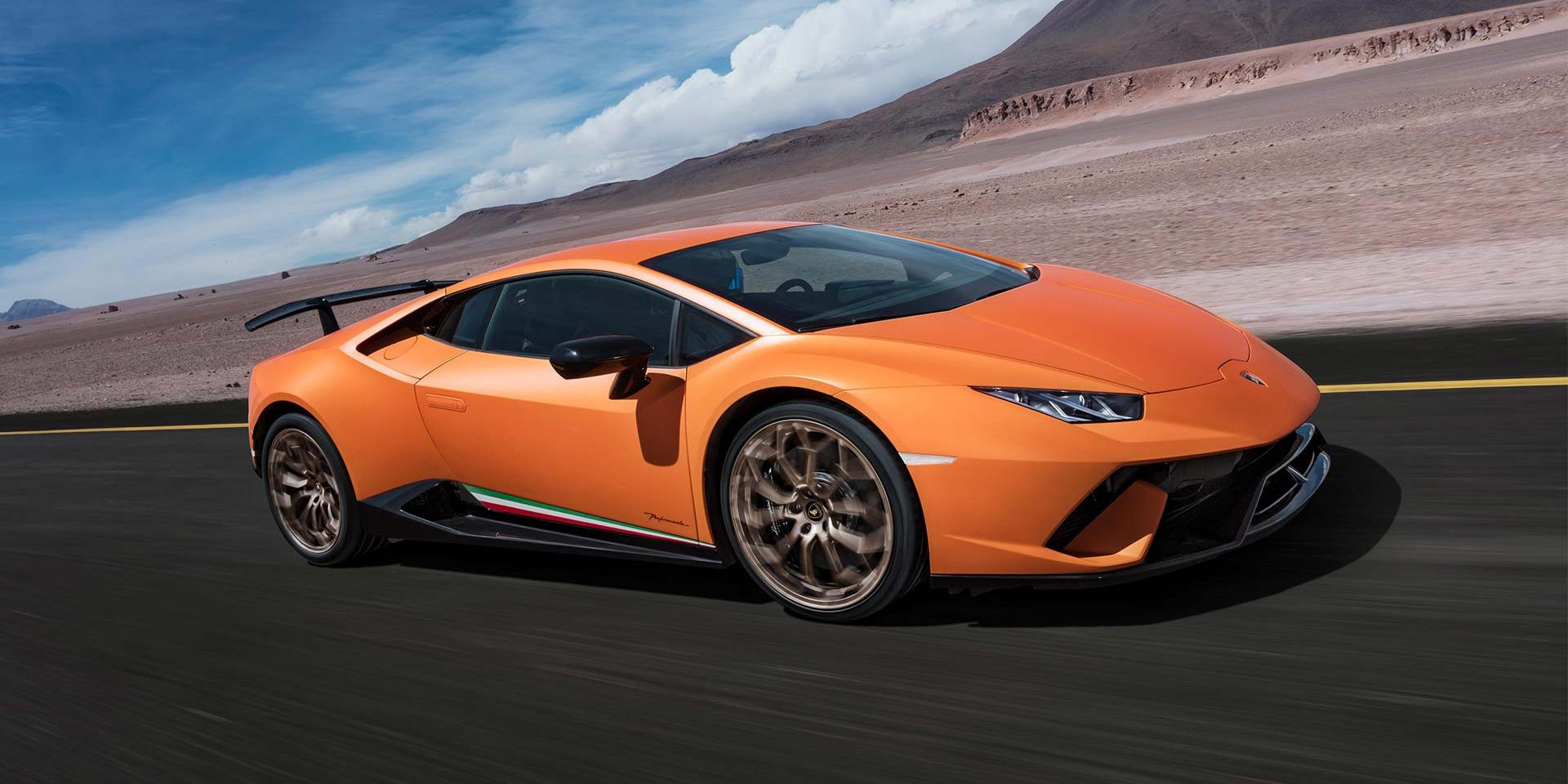 HURACAN-PERFORMANTE-02 Huracan véhicule performant orange